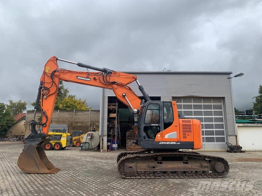 Doosan DX 235 LCR-5 Excavadoras de cadenas
