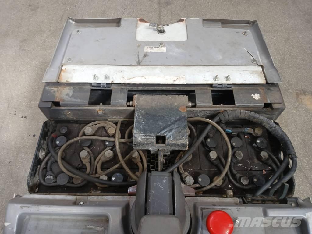 UniCarriers PLP 200 Transpaletas Eléctricas con plataforma