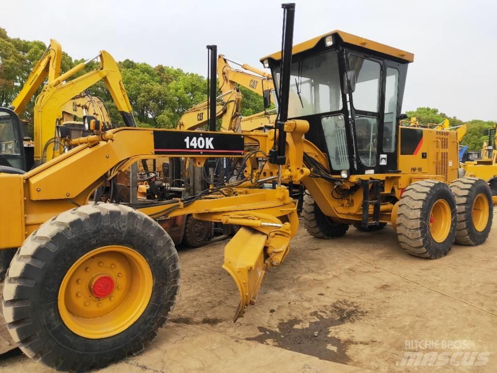 CAT 140K Motoniveladoras