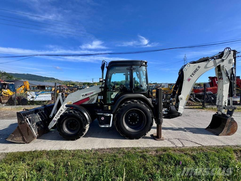 Terex TLB 890 PM Retrocargadoras
