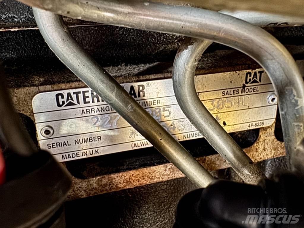 CAT 432 E Retrocargadoras