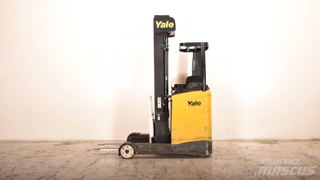 Yale MR 14 Carretillas retráctiles
