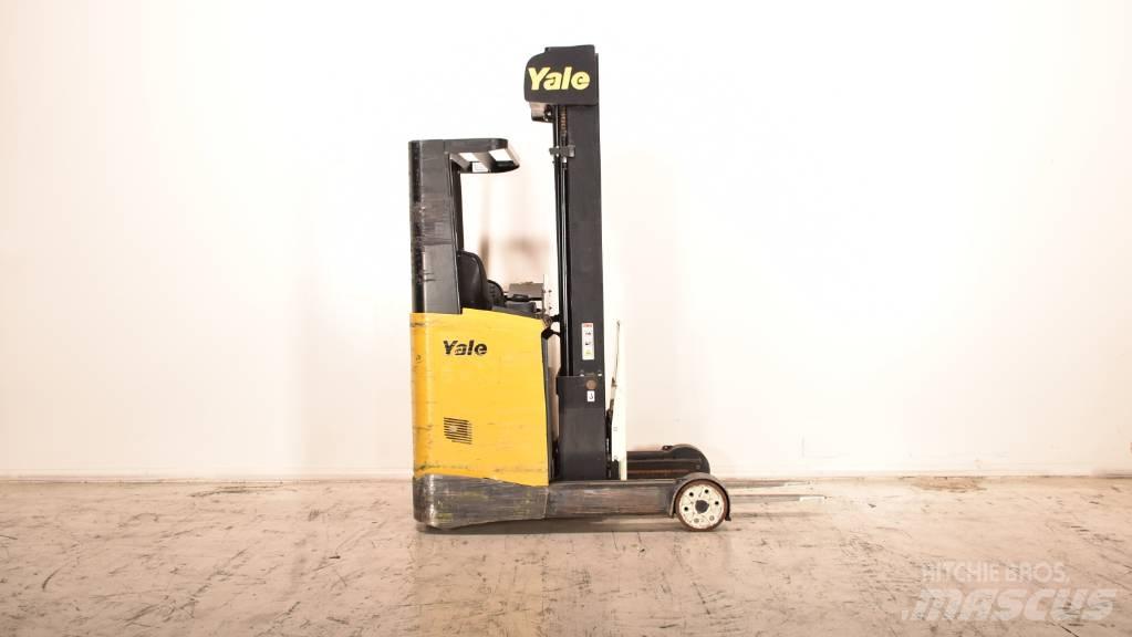 Yale MR 14 Carretillas retráctiles