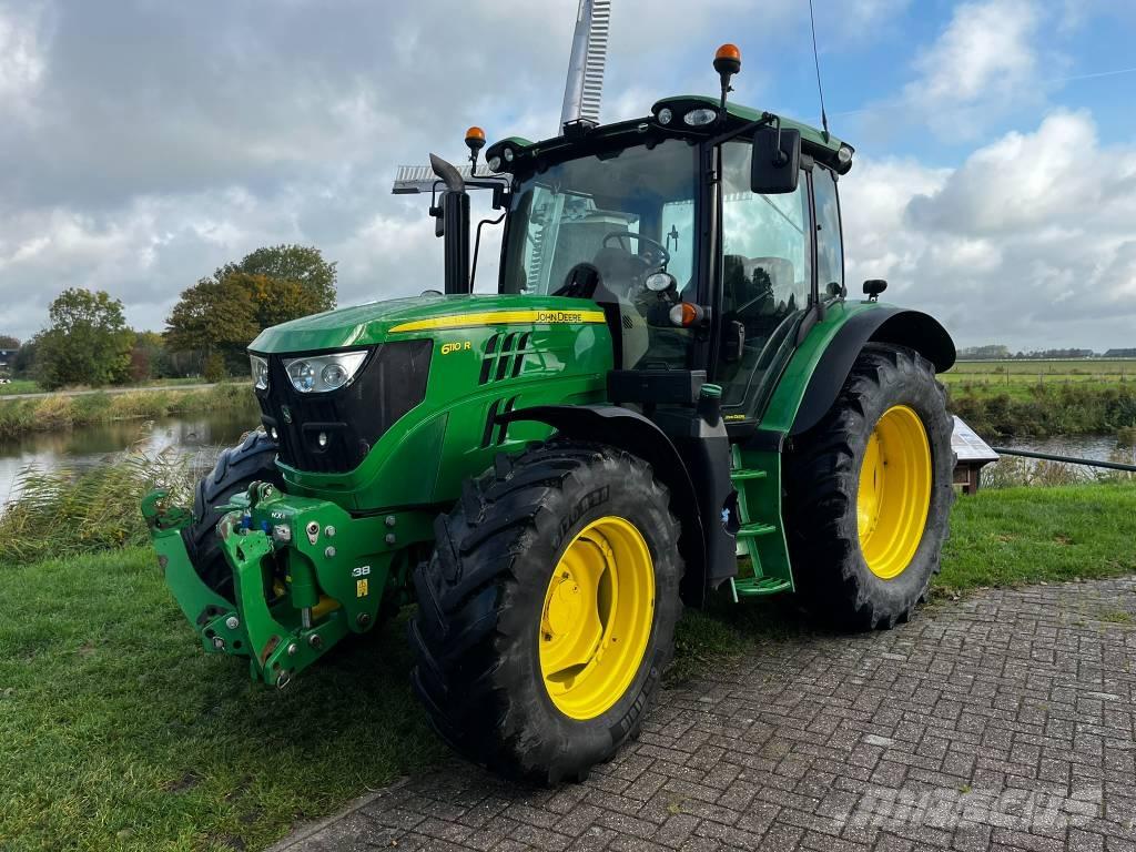 John Deere 6110 R Tractores