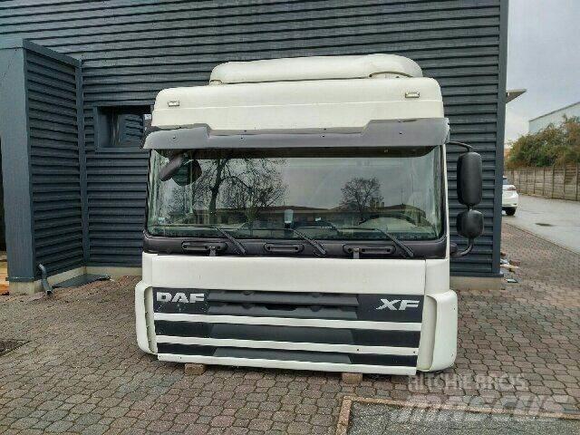 DAF XF 105 Euro 5 Cabinas e interior