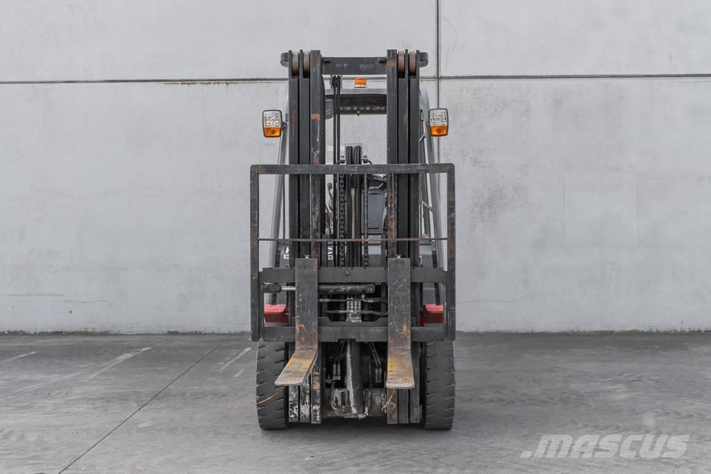Manitou MI 25 D Carretillas diesel