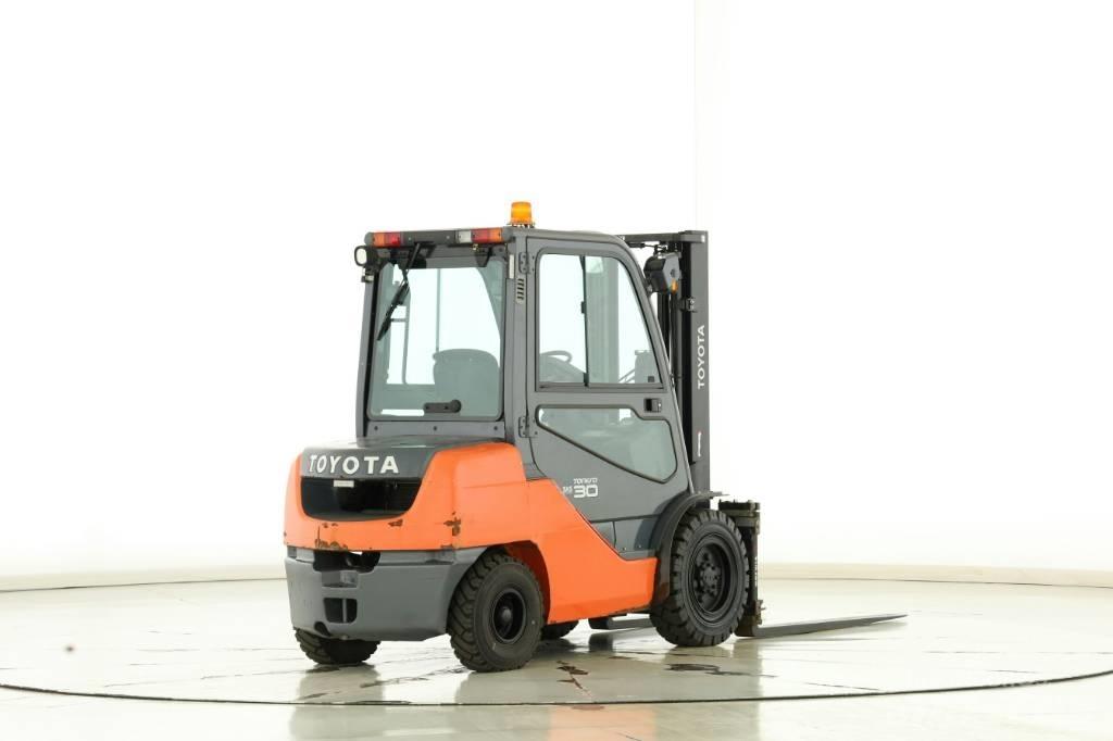 Toyota 02-8-FDF-30 Carretillas diesel