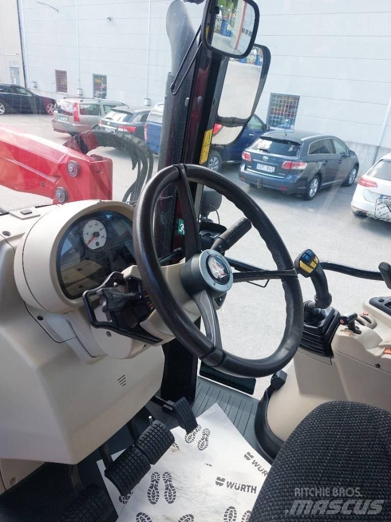 Massey Ferguson 5710 Tractores