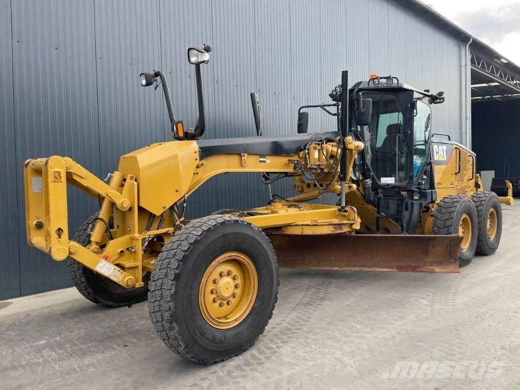 CAT 140M Motoniveladoras
