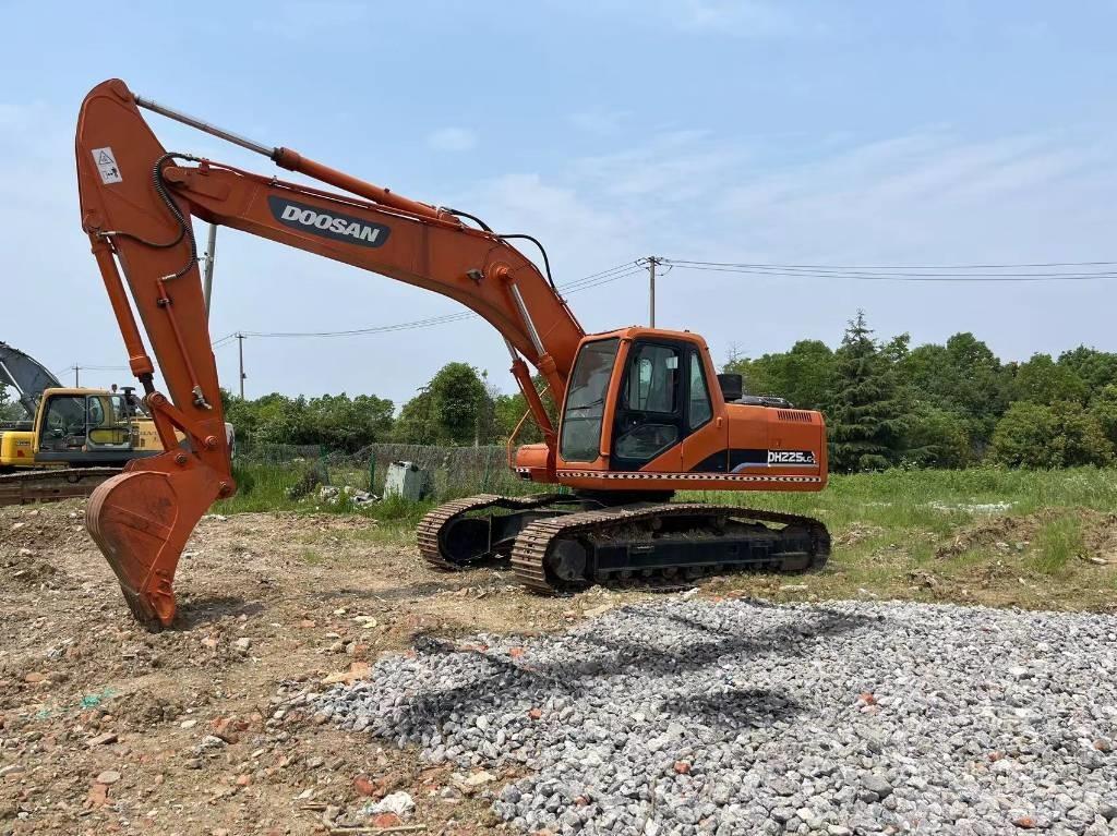 Doosan DH225 Excavadoras de cadenas