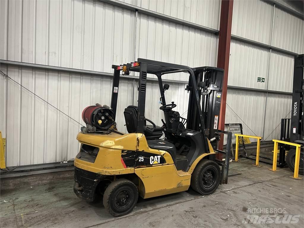 CAT GP25NT Carretillas LPG