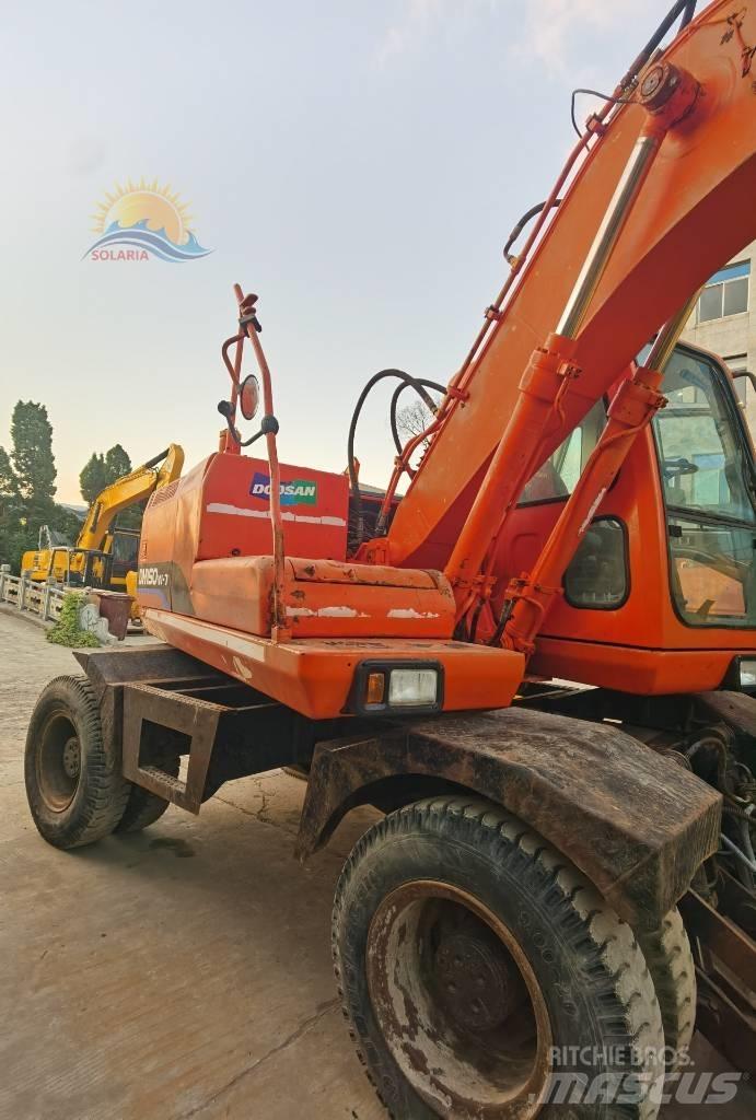 Doosan DH 150 W-7 Excavadoras de ruedas