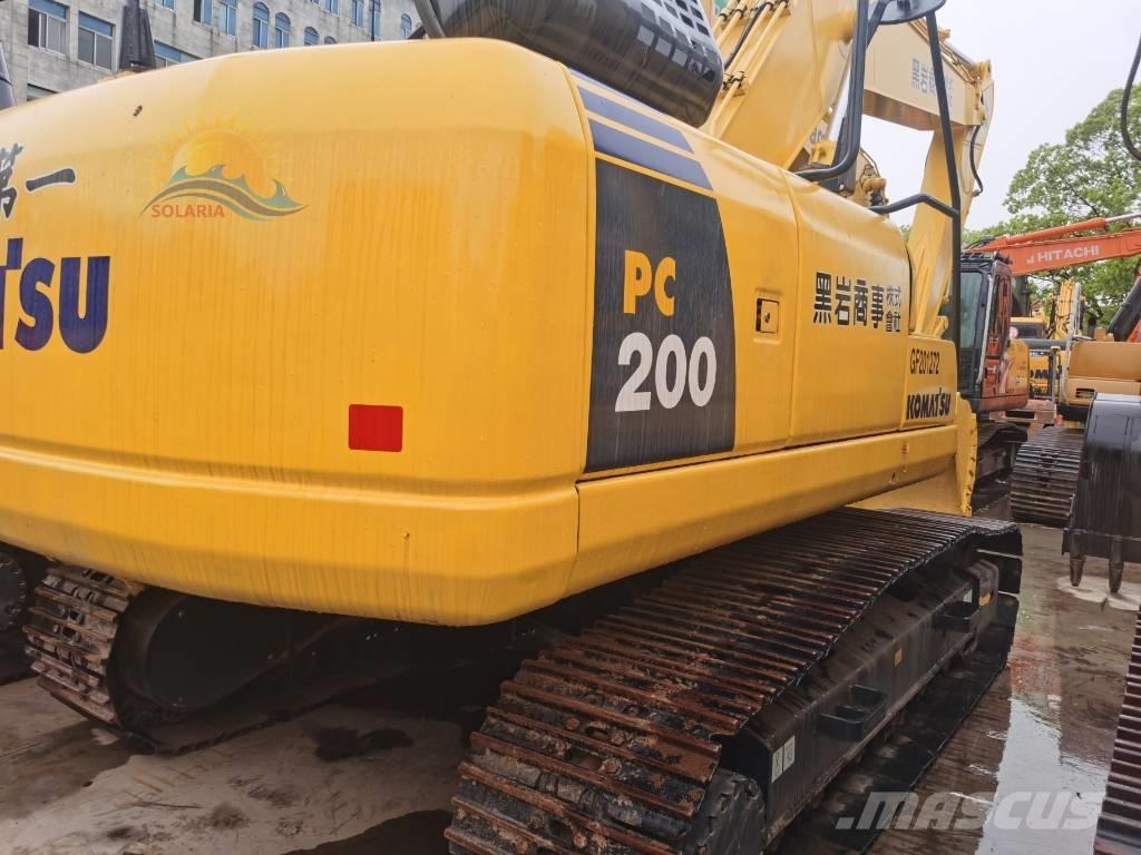 Komatsu PC 200-8 Excavadoras de cadenas