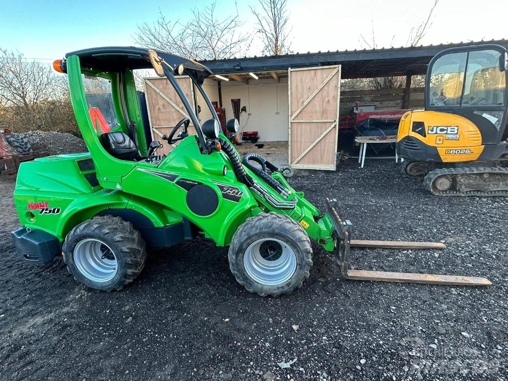 Avant 750 Cargadoras multifunción