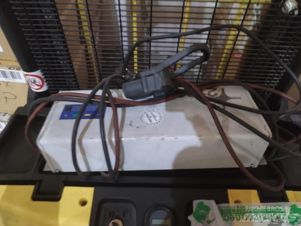 Hyster S 1.2 Apiladores eléctricos