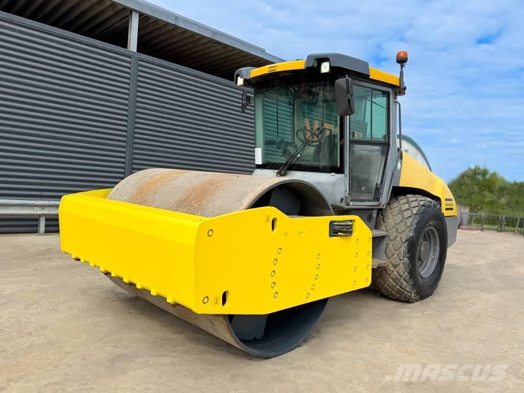 Dynapac CA3500D Rodillos de un solo tambor