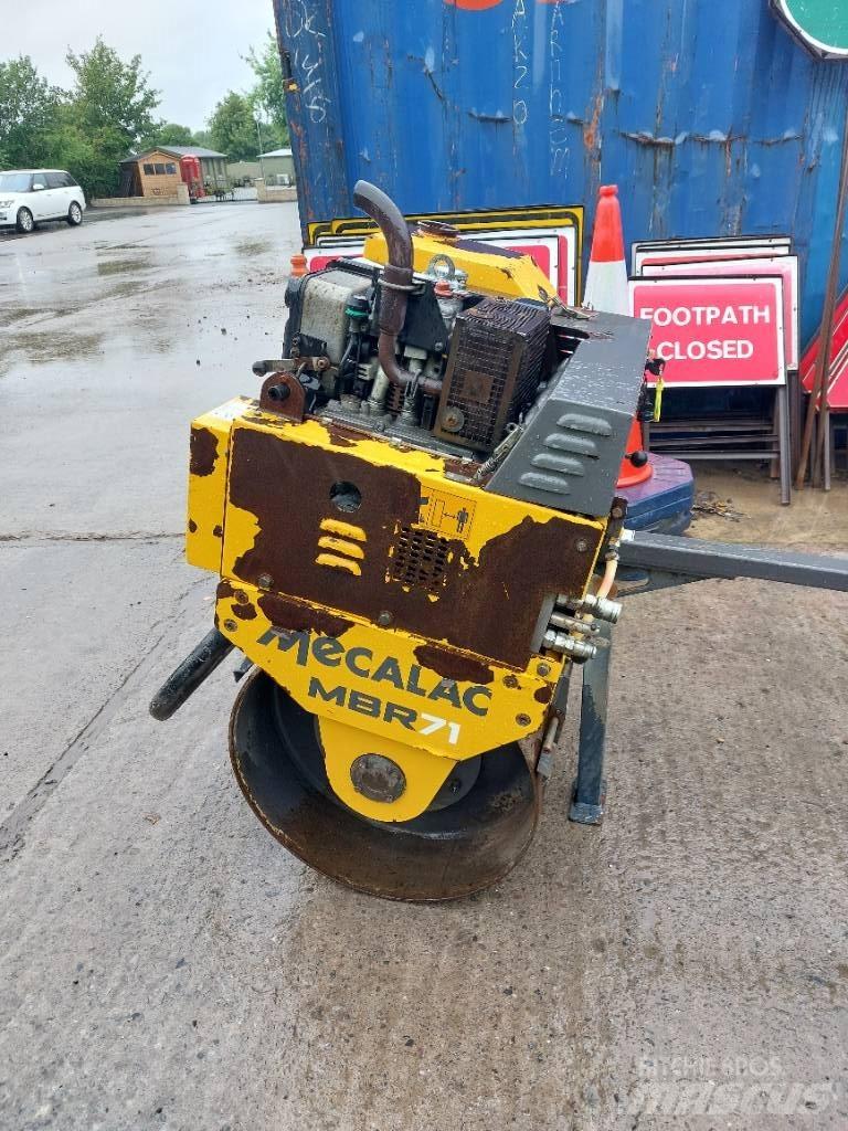 Mecalac MBR71 Rodillos de un solo tambor