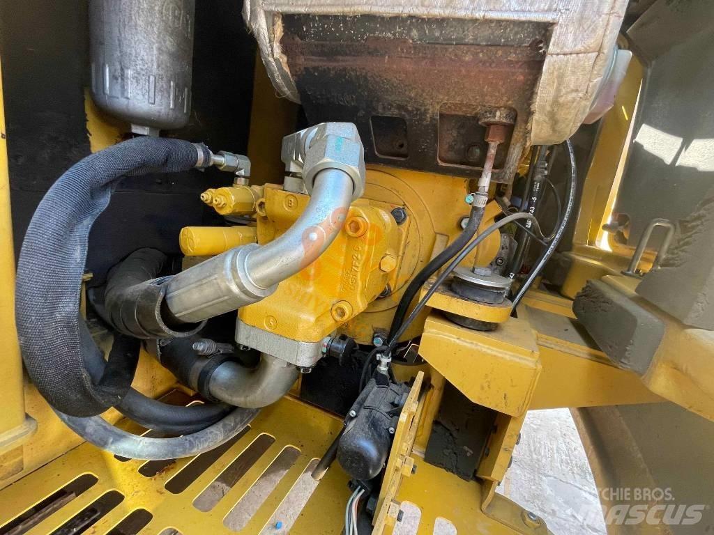 CAT 305.5 E 2 Mini excavadoras < 7t