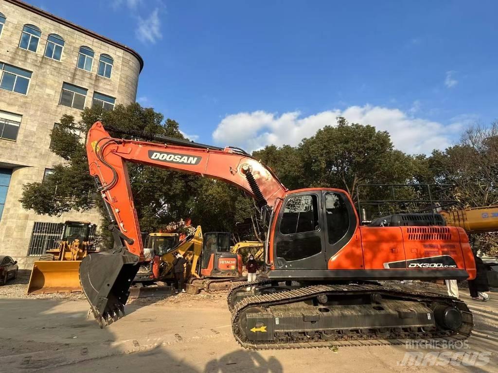 Doosan DX 300 LC Excavadoras de cadenas