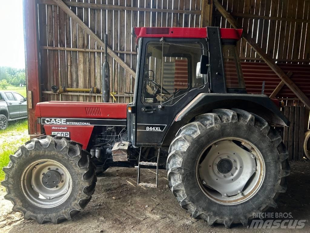 CASE 844 XL Tractores