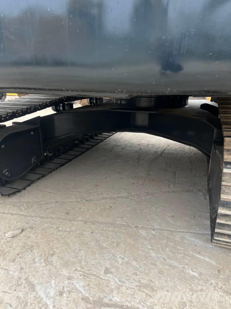 Hyundai HX 220 HD Excavadoras de cadenas