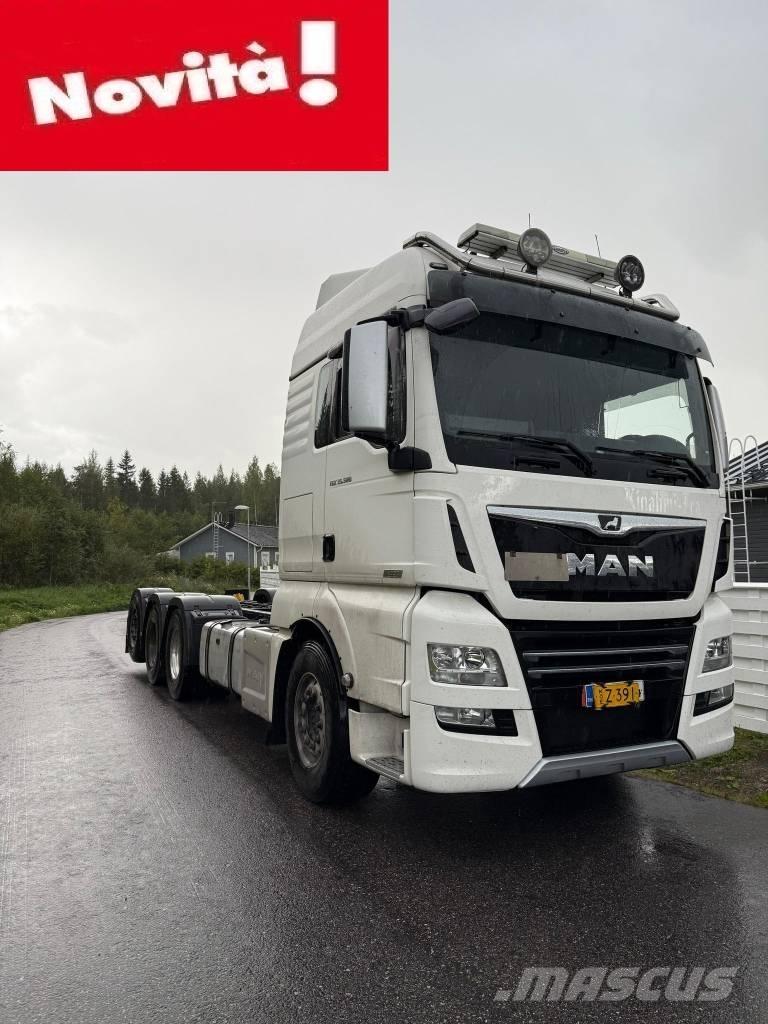MAN TGX 32.580 Camiones portamaquinaria