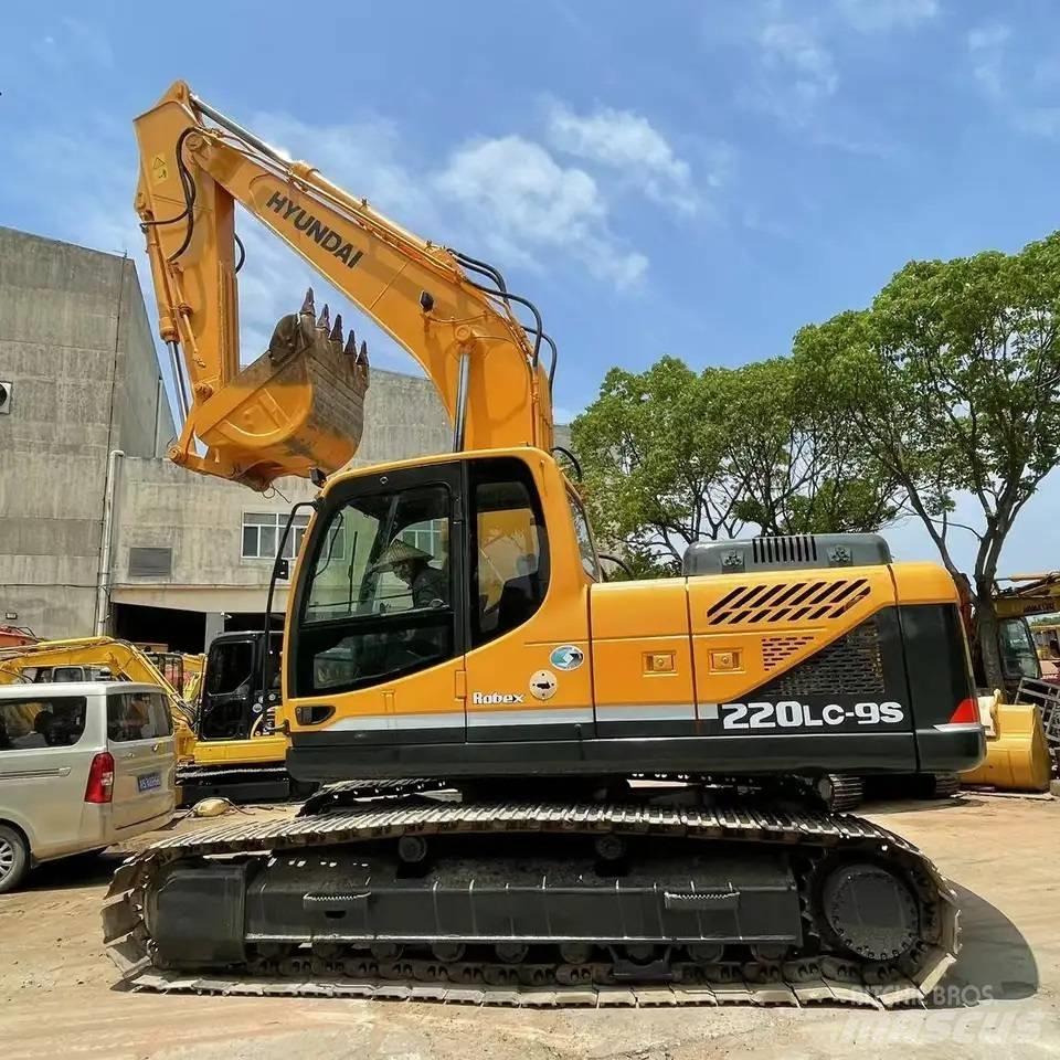 Hyundai R220-9s Excavadoras de cadenas