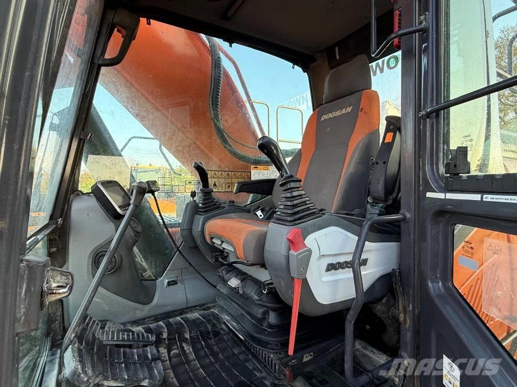 Doosan DX 340 LC Excavadoras de cadenas