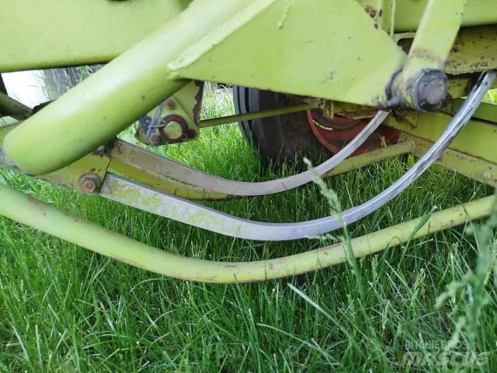 CLAAS Markant 52 Empacadoras cuadradas