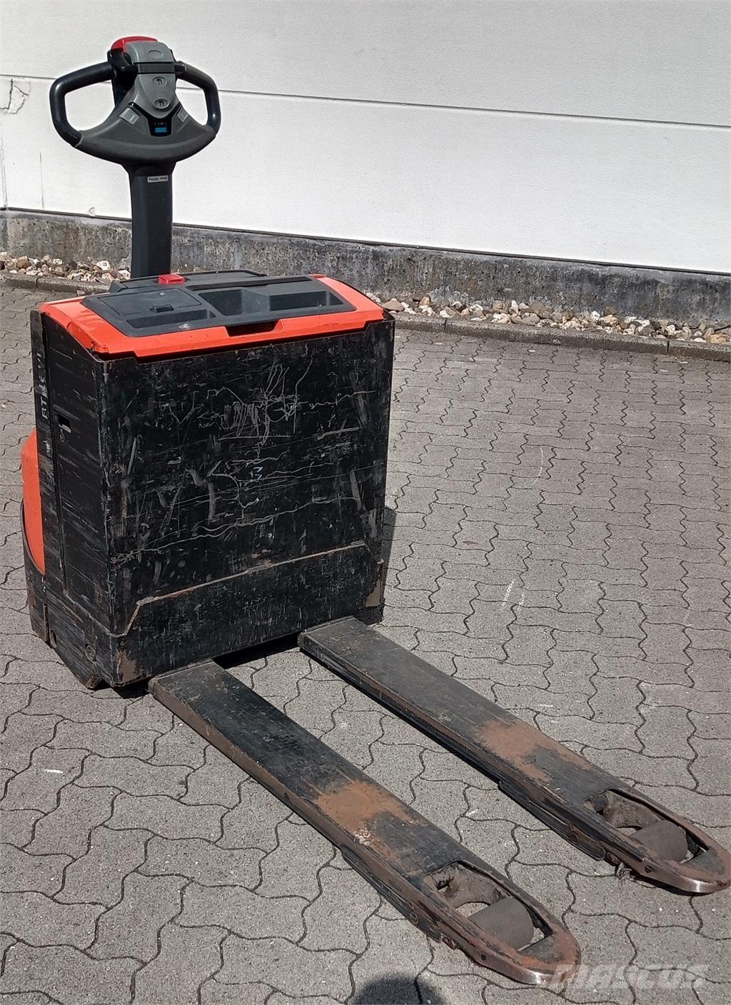 Toyota LWE 160 Apiladores eléctricos