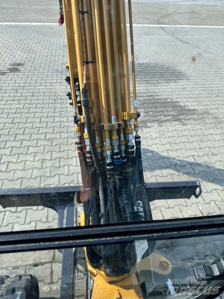 CAT 302.7 D CR Mini excavadoras < 7t