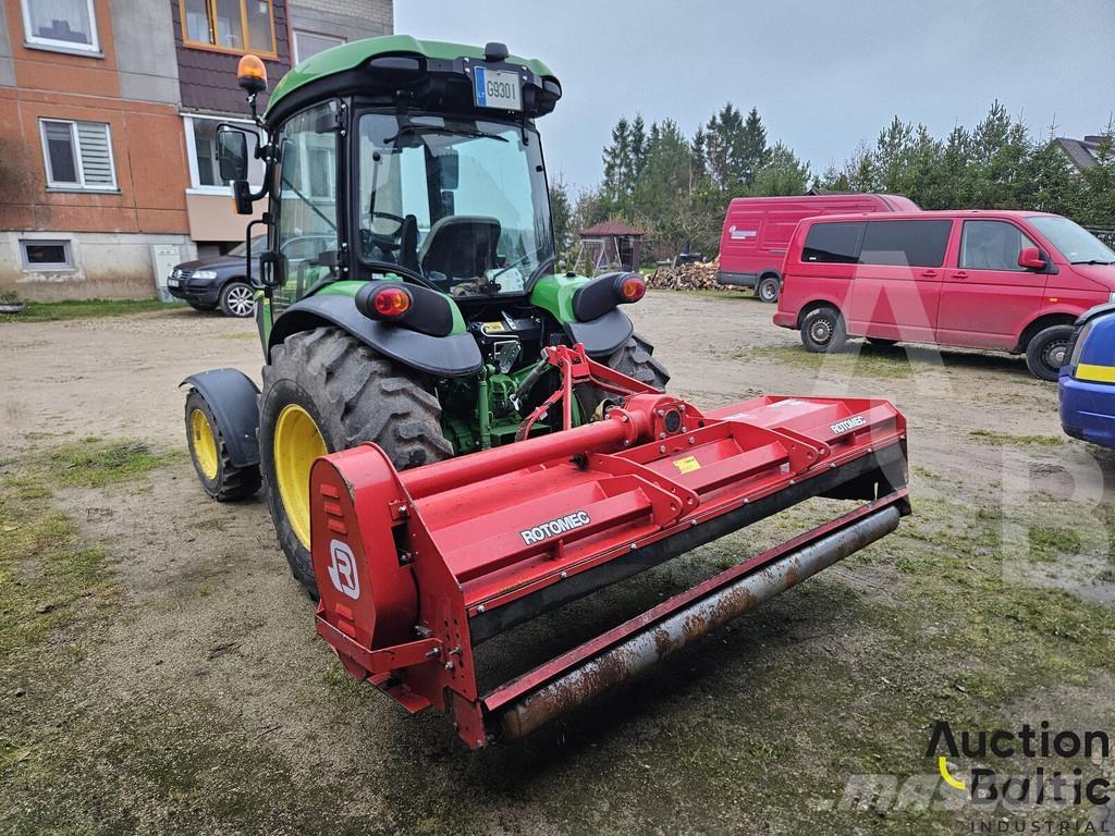 John Deere 4066 R Tractores