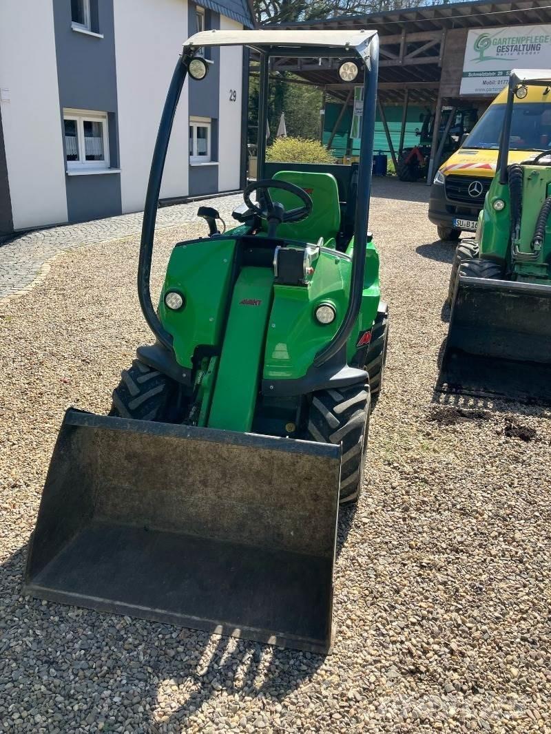 Avant 225 Palas cargadoras