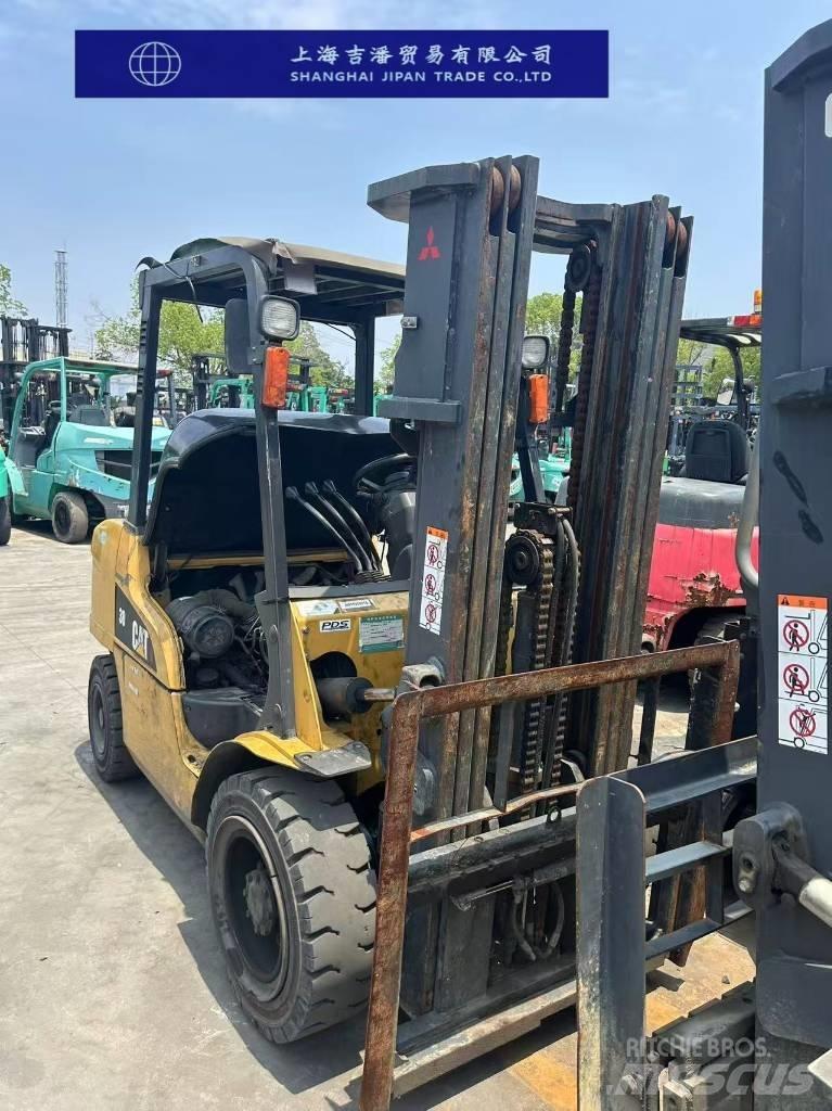 CAT 30 Carretillas diesel