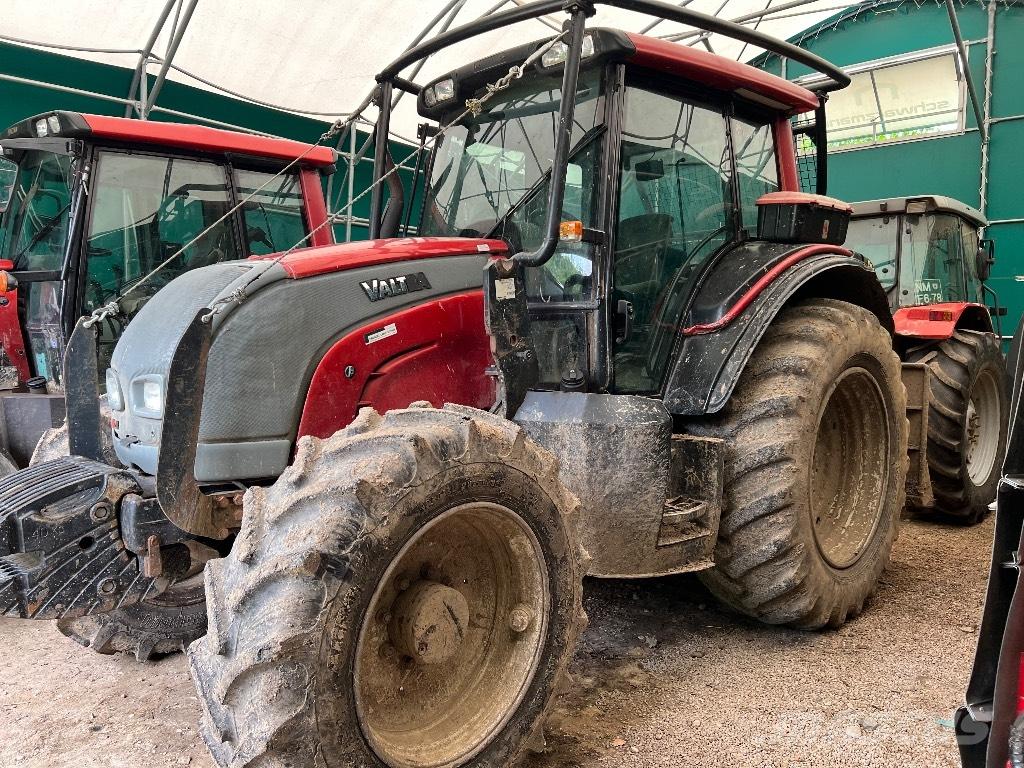 Valtra N 121 Tractor forestal