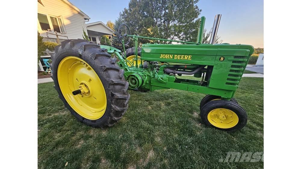 John Deere B Excavadoras