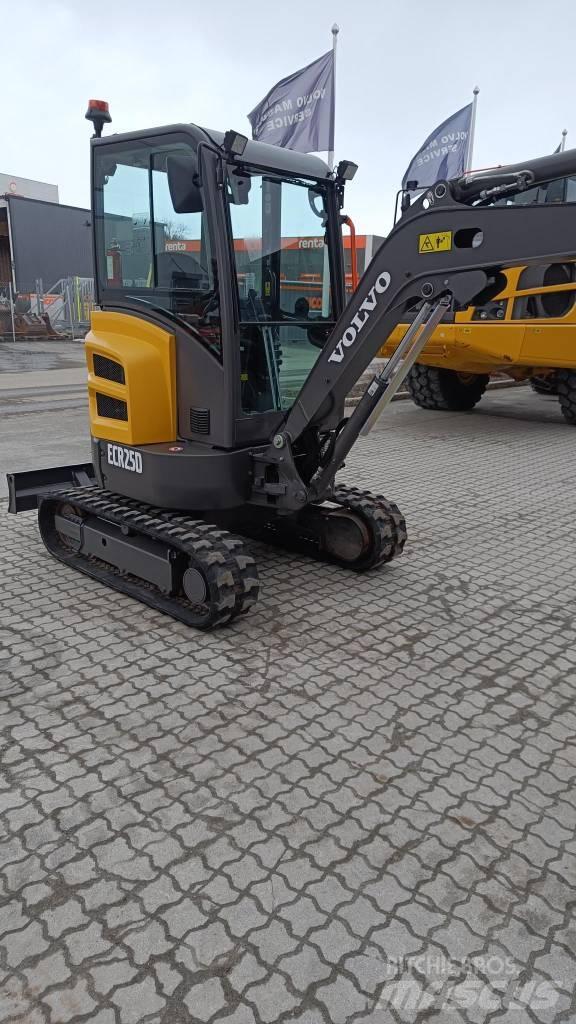 Volvo ECR 25 D Mini excavadoras < 7t