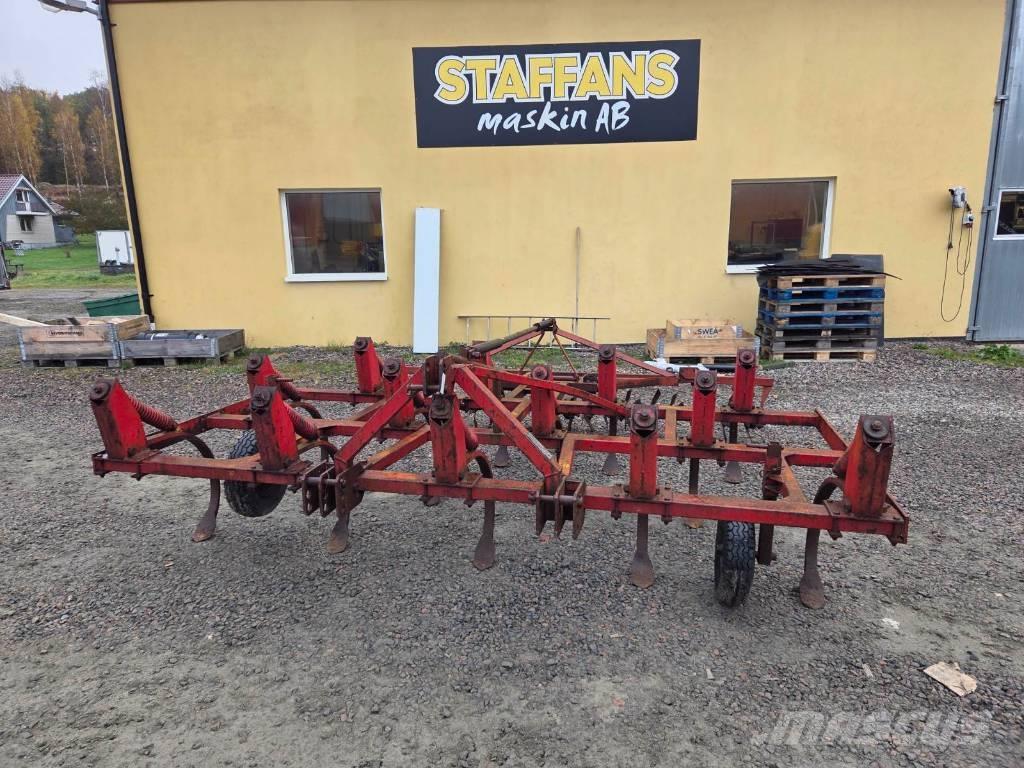 Lilla Harrie 340-13 Cultivadores