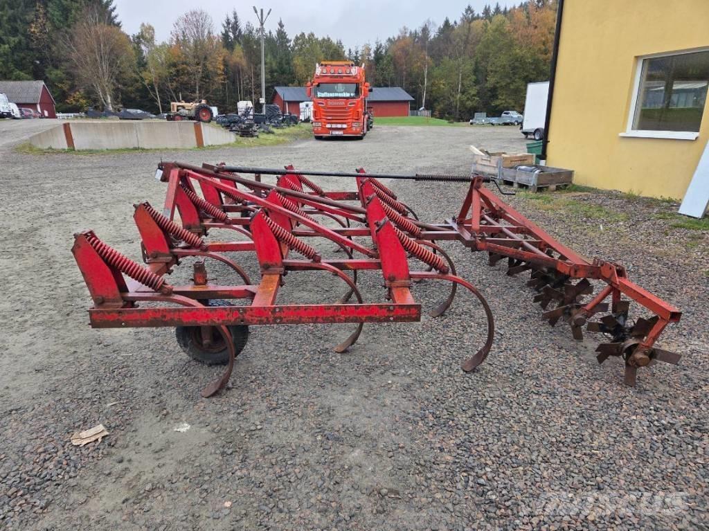 Lilla Harrie 340-13 Cultivadores