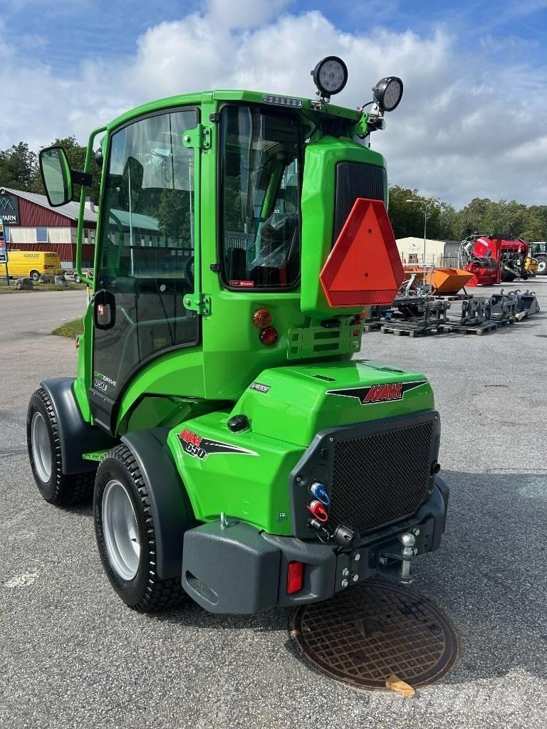 Avant 650 i Minicargadoras