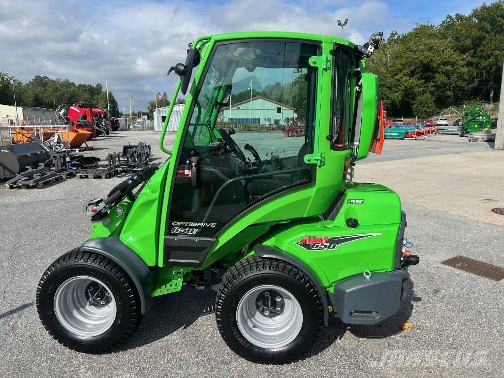 Avant 650 i Minicargadoras