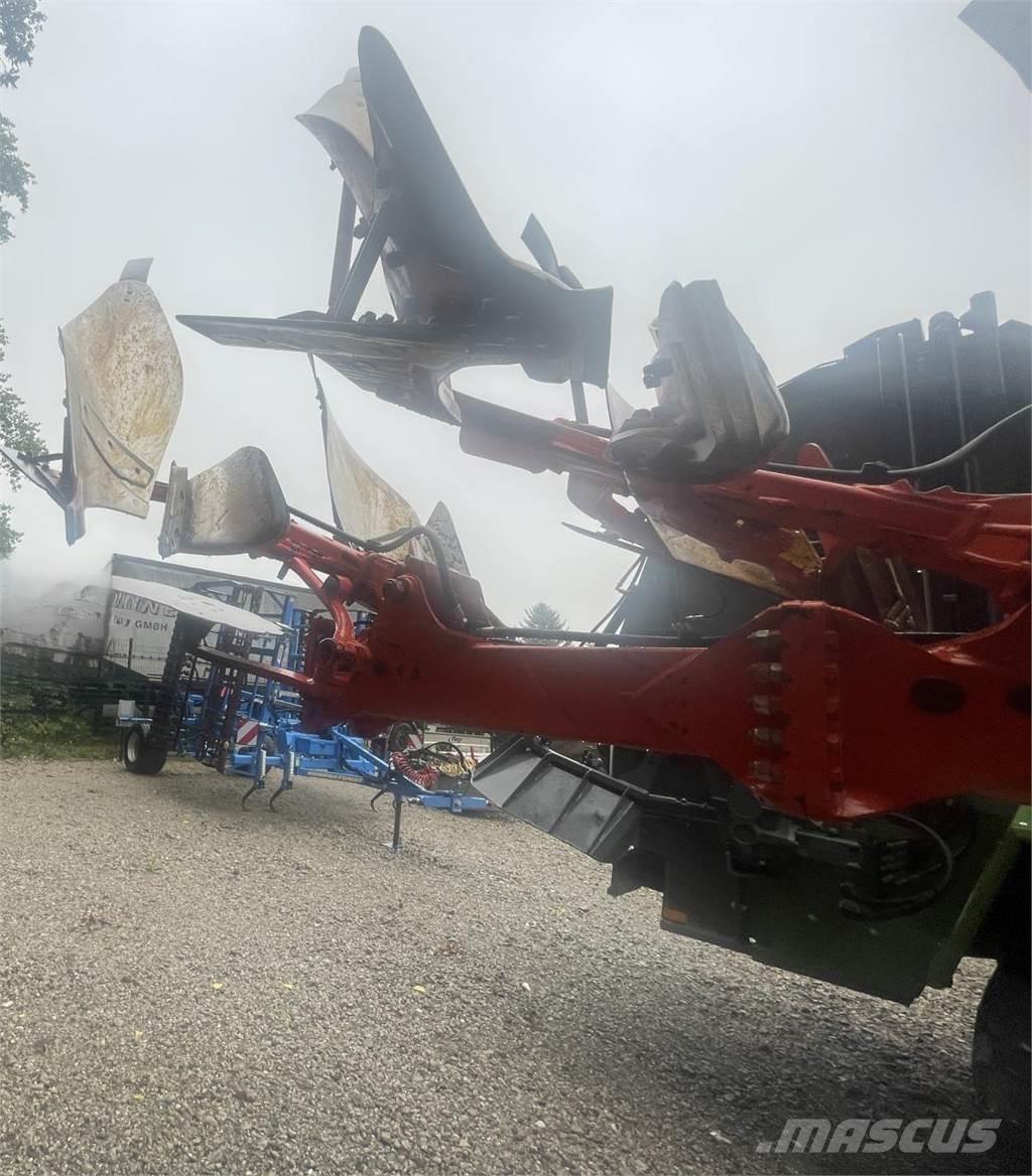 Kuhn Varileader 8 Arados reversibles suspendidos