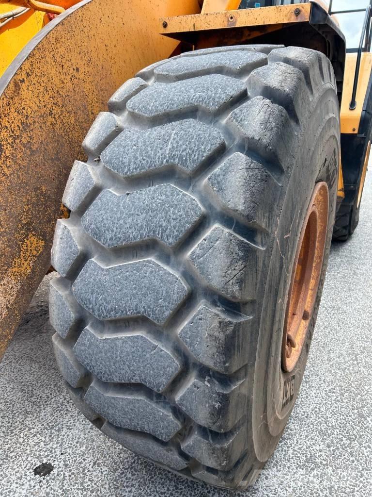 Hyundai HL 970 Cargadoras sobre ruedas