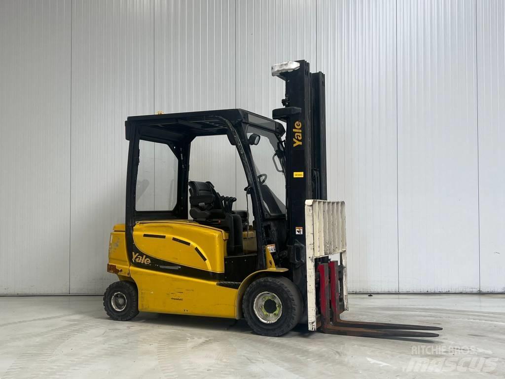 Yale ERP30VL Carretillas de horquilla eléctrica
