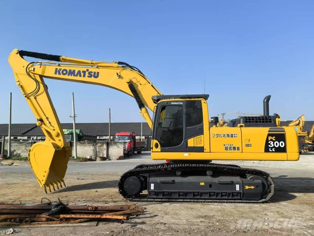 Komatsu PC 300-8 Excavadoras de cadenas
