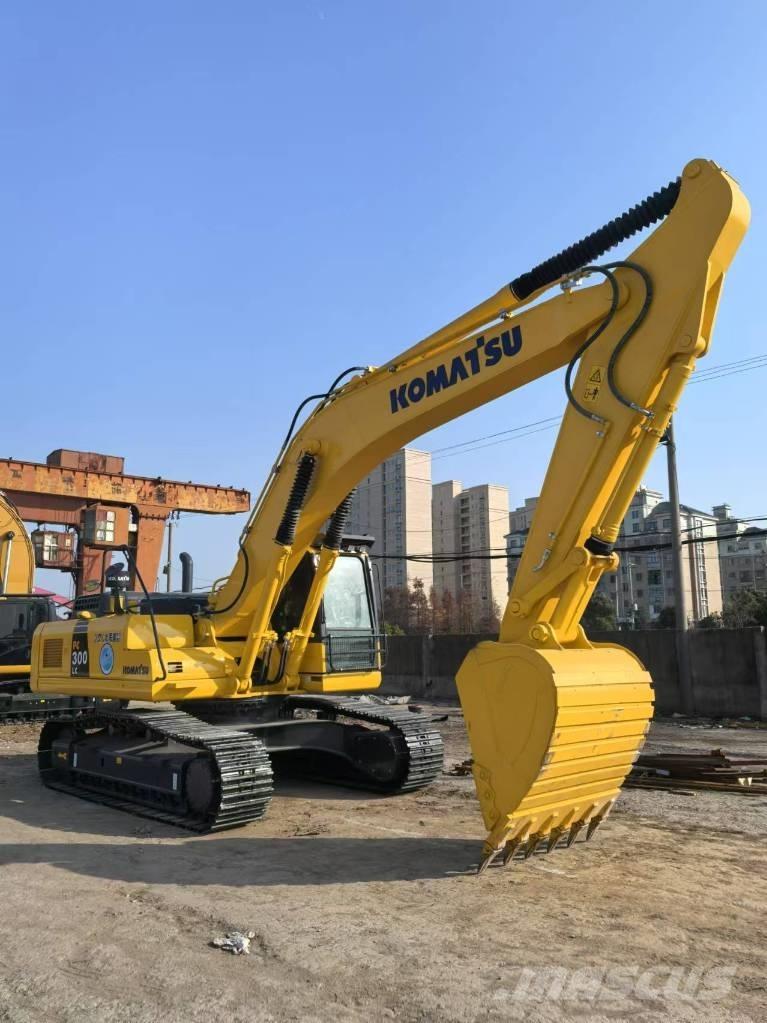 Komatsu PC 300-8 Excavadoras de cadenas