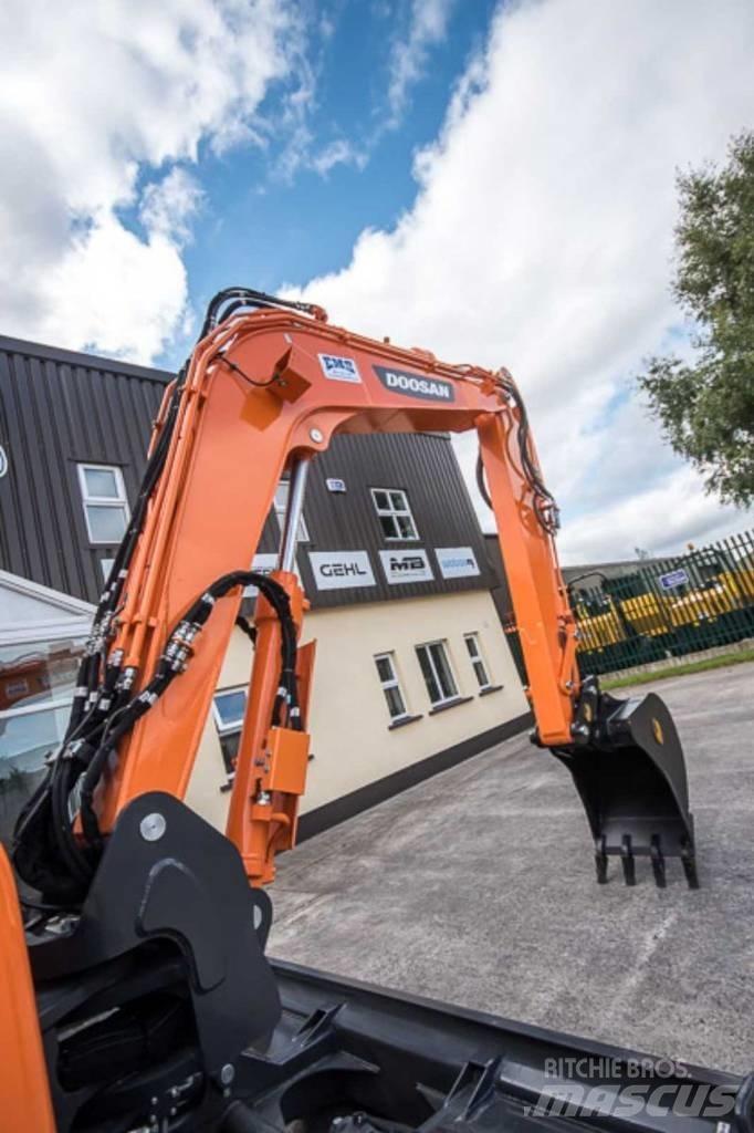 Doosan DX 85 R Excavadoras 7t - 12t