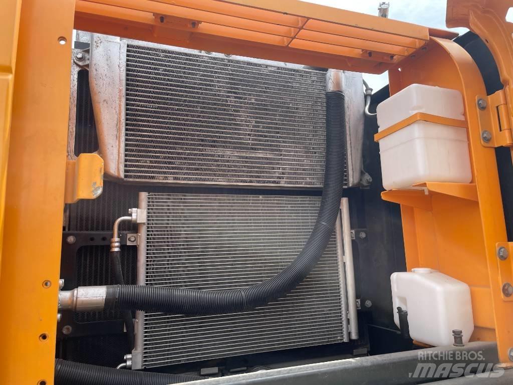Hyundai 225LC-9S Excavadoras de cadenas
