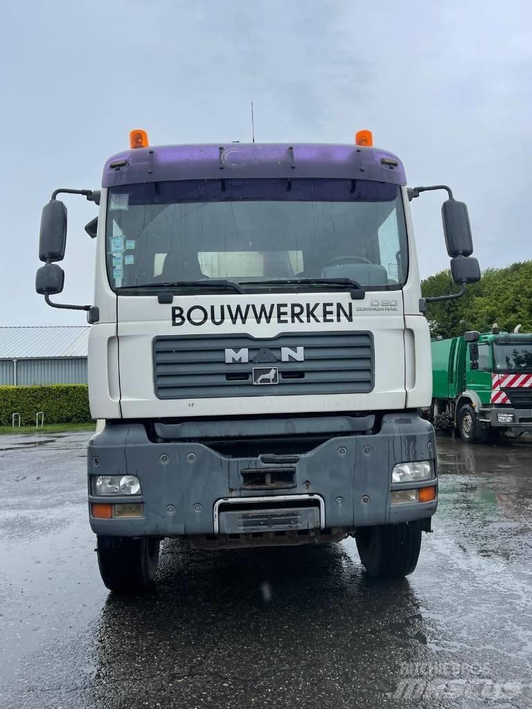 MAN TGA 33.390 Camiones bañeras basculantes o volquetes