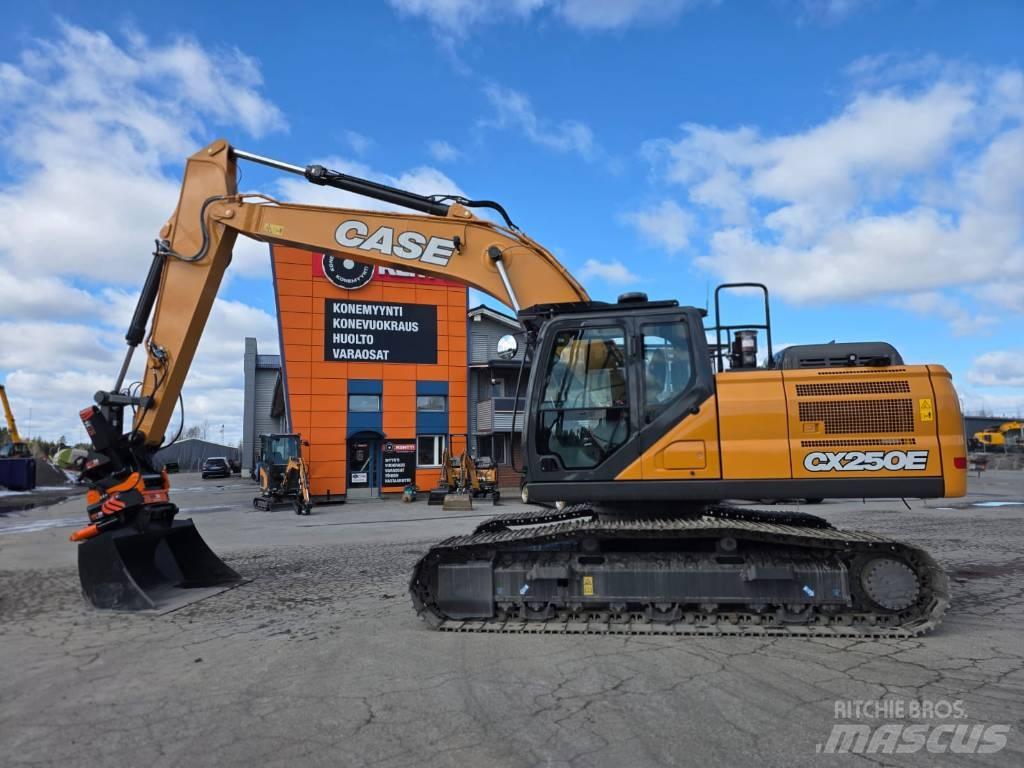 CASE CX 250 E LC Excavadoras de cadenas